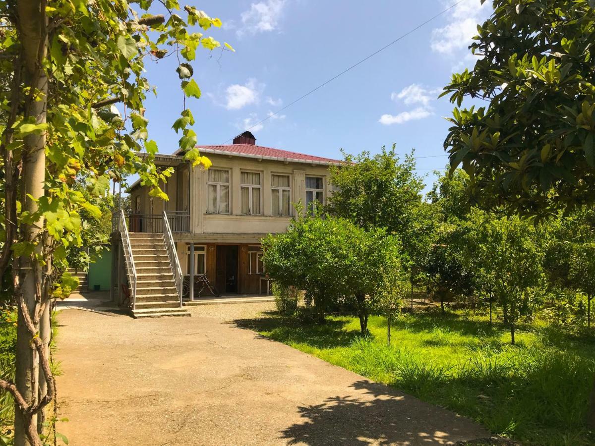 Hotel Dea Zugdidi Esterno foto